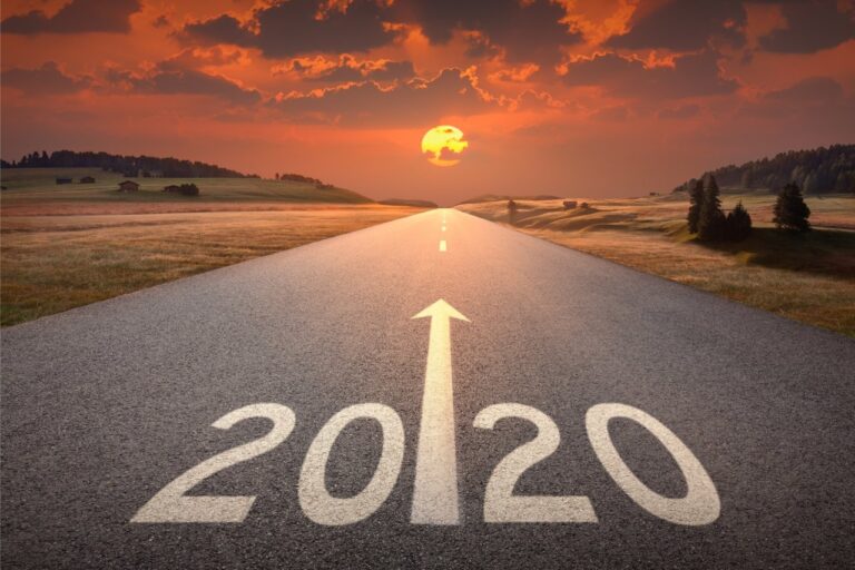 2020 pentru România – culoar de trecere între trecut și viitor